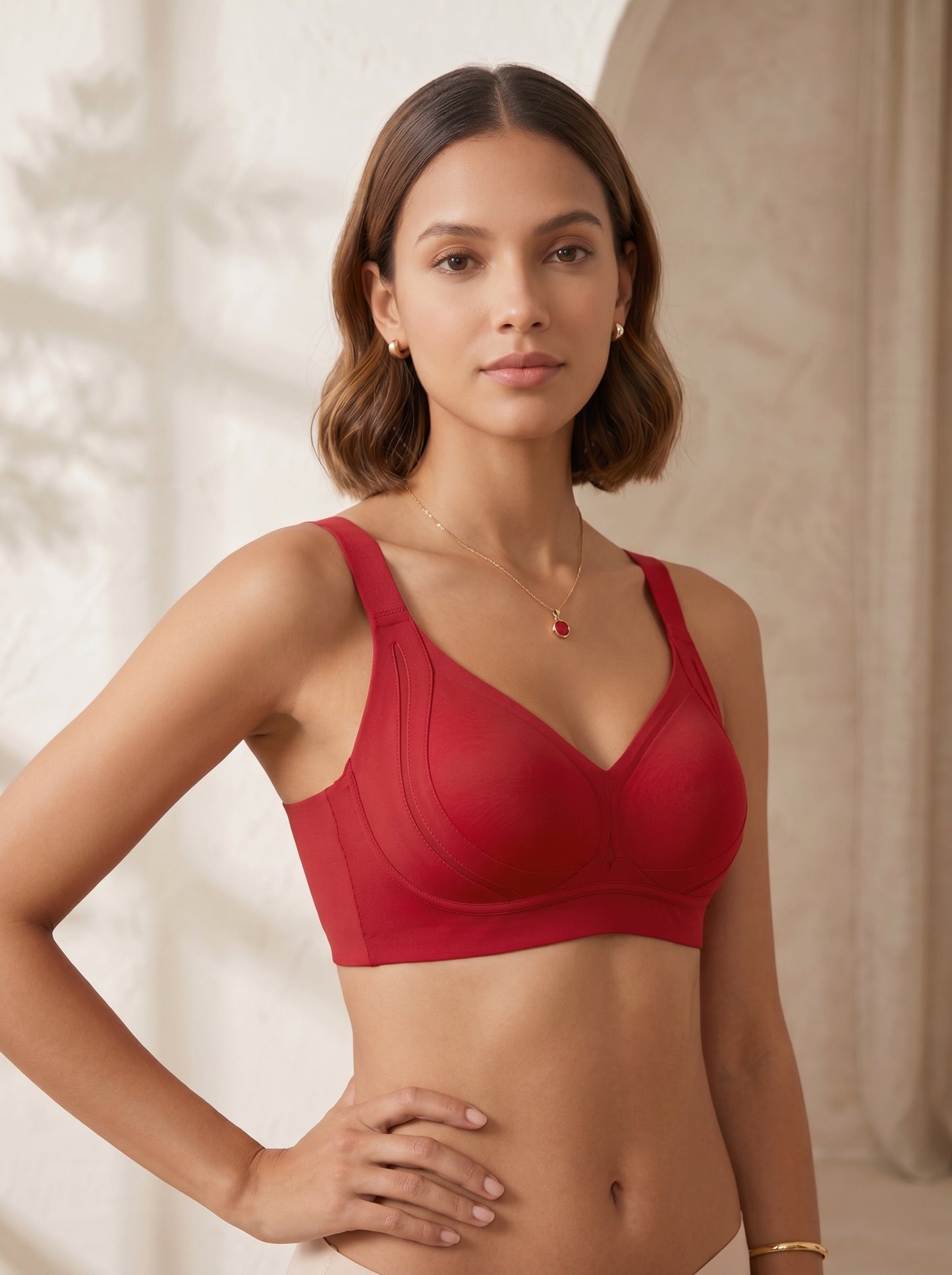 BR-101-SEAMLESS PADED SPORTS BRA