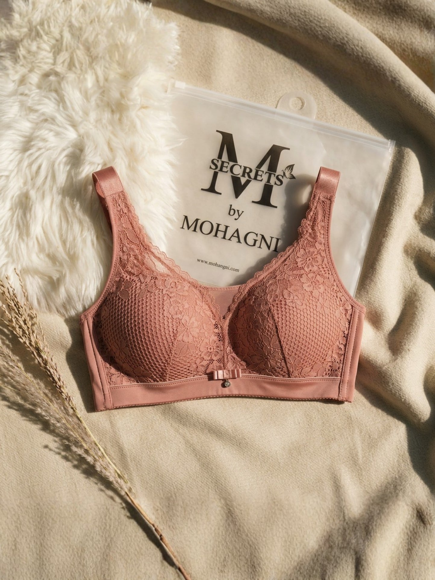 BR-14-THIN PADED-NON WIRED-LACE-FULL COVERAGE