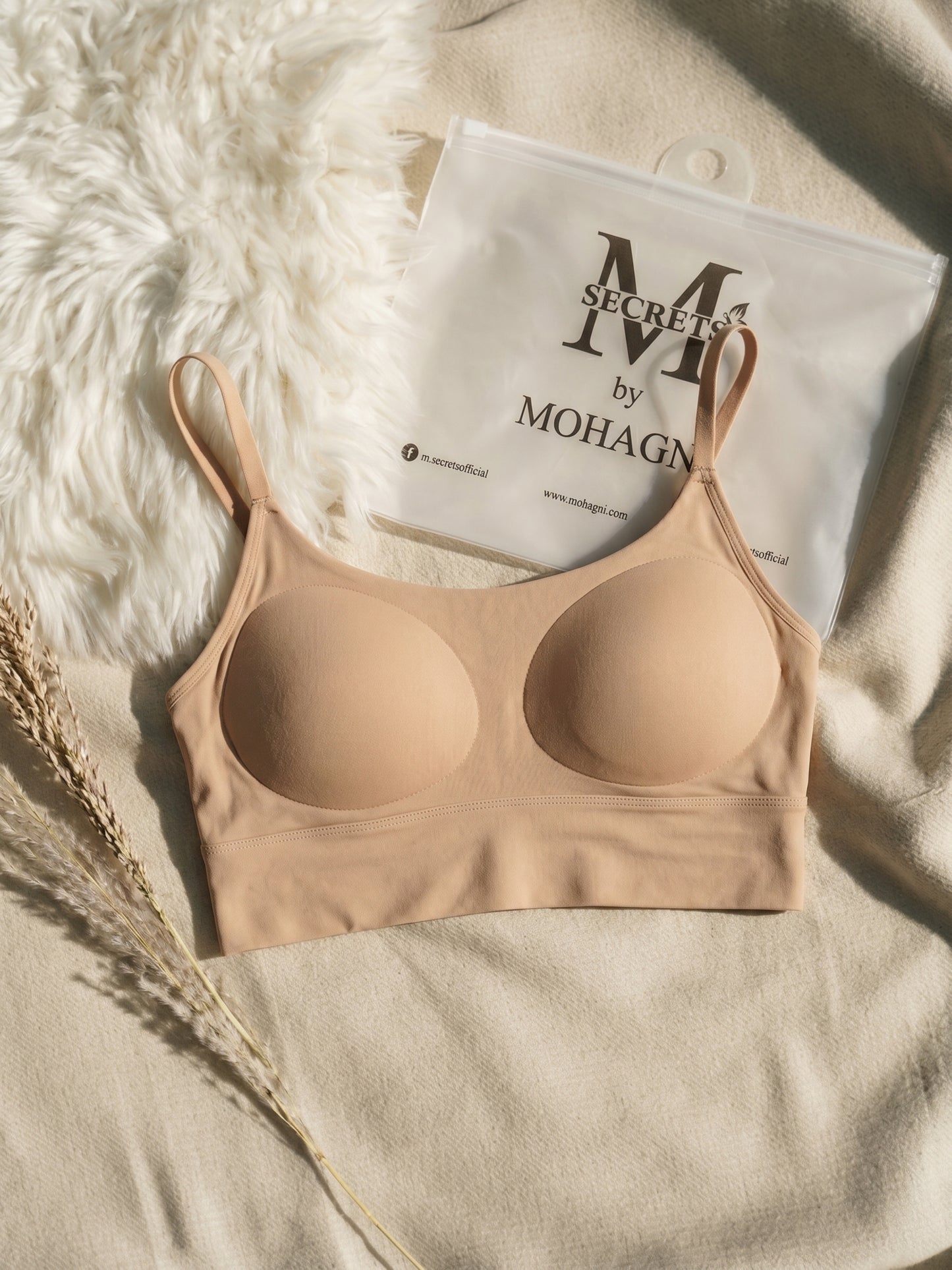 BR-76-SEAMLESS PADED SPORTS BRA