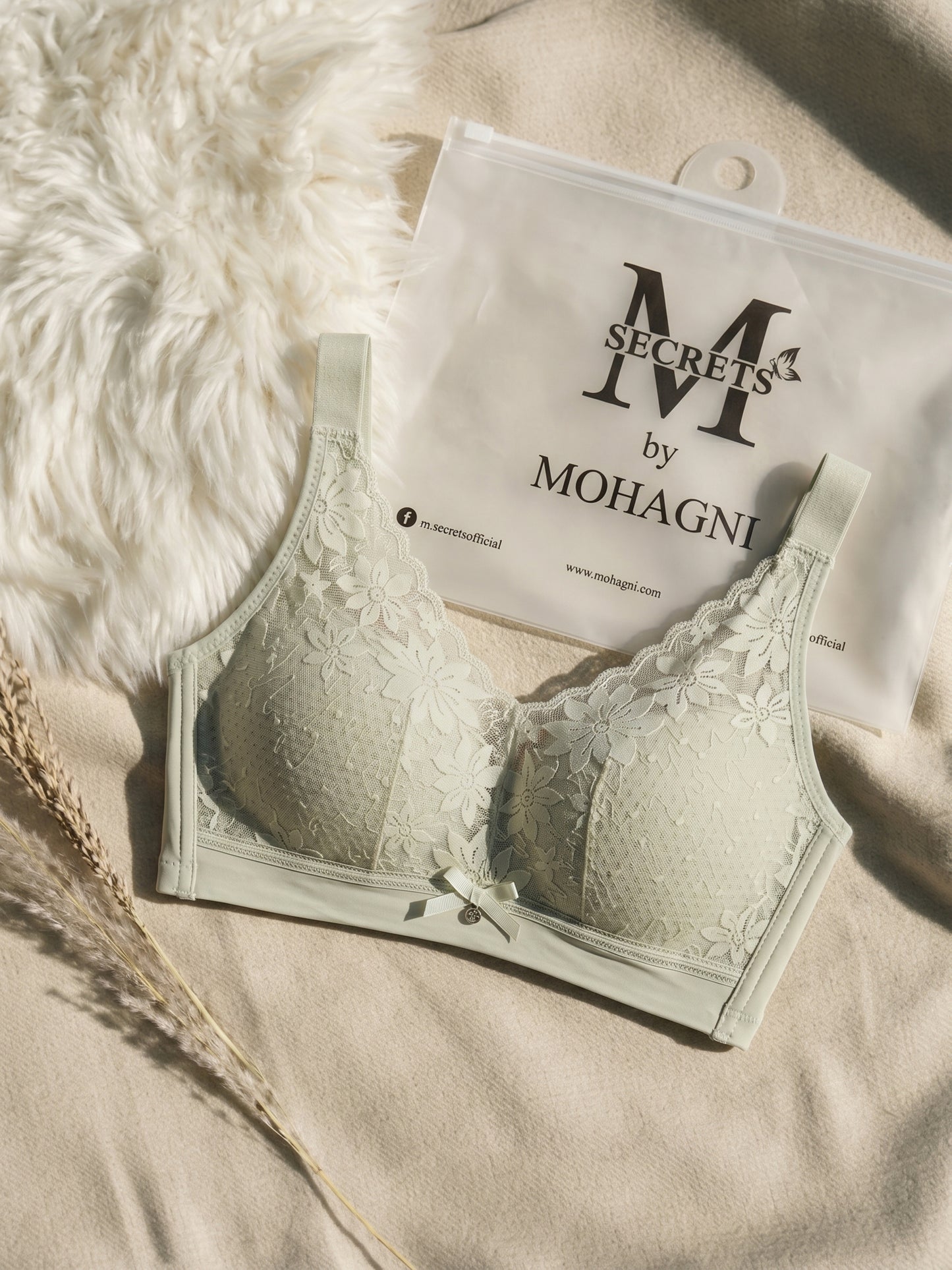 BR-91-THIN PADED-NON WIRED-LACE-FULL COVERAGE