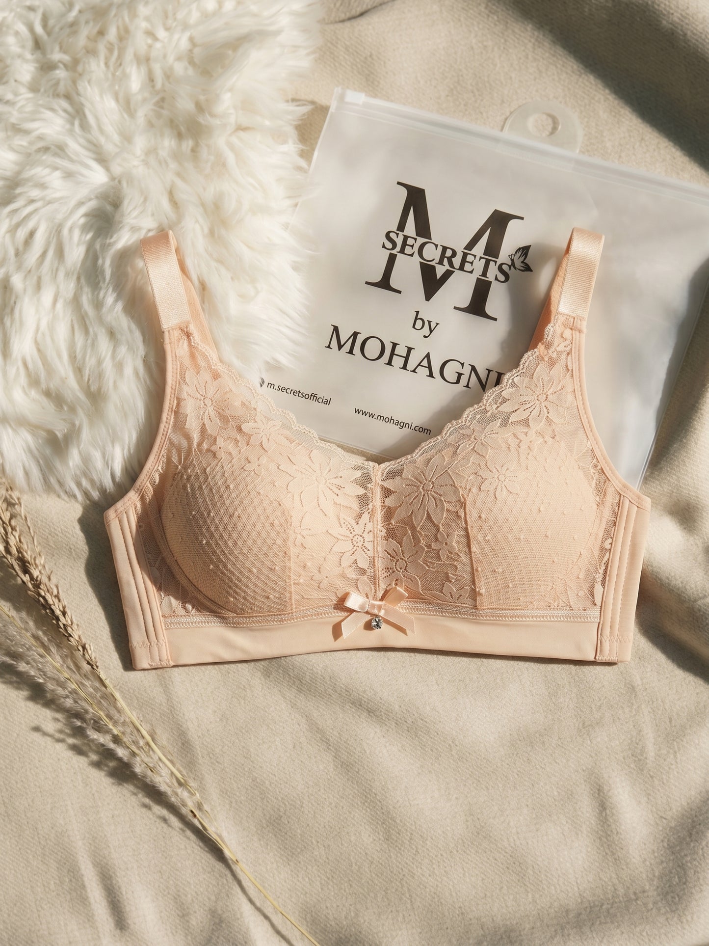BR-92-THIN PADED-NON WIRED-LACE-FULL COVERAGE