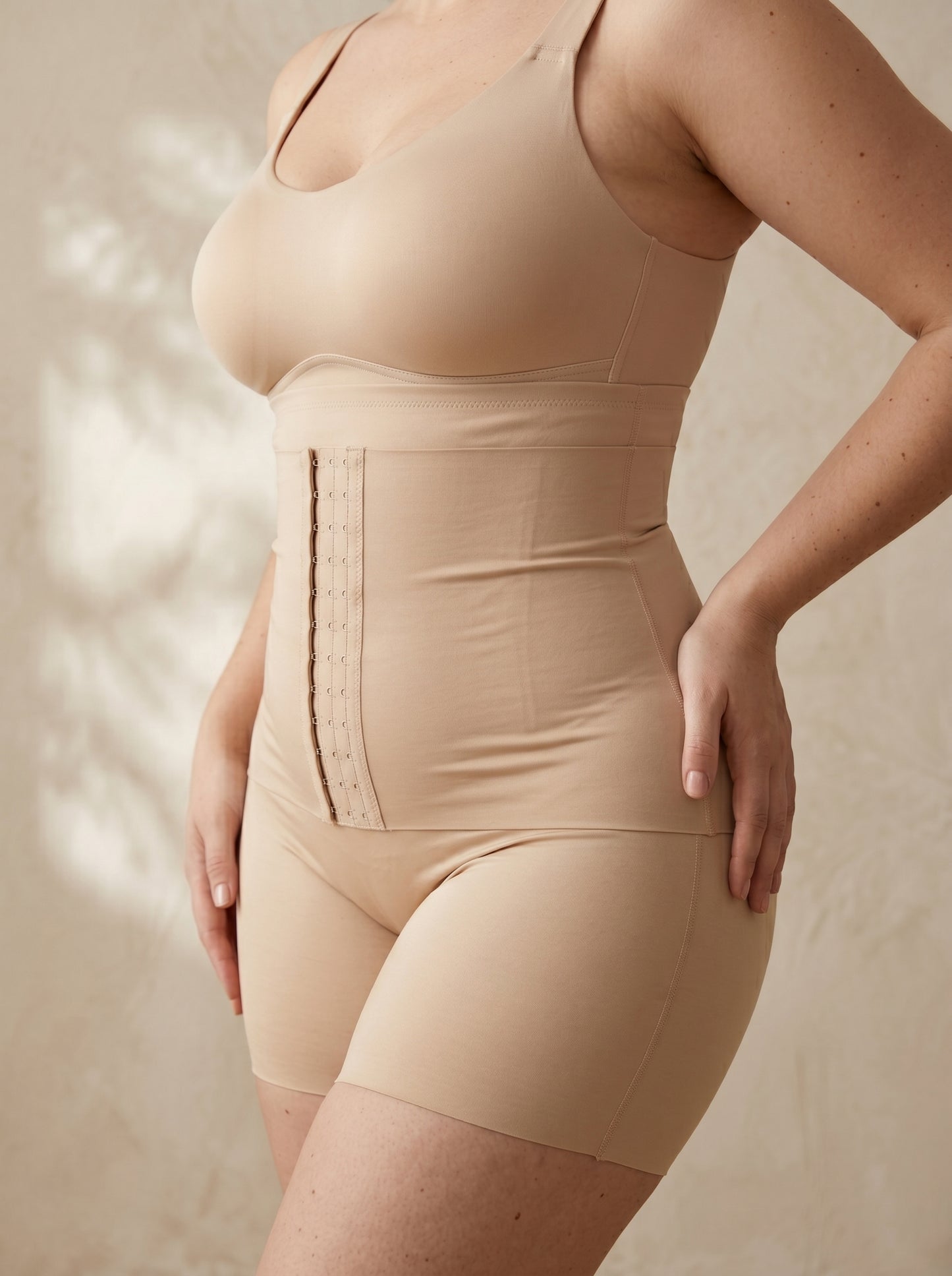 BDS-07-BODYSHAPER